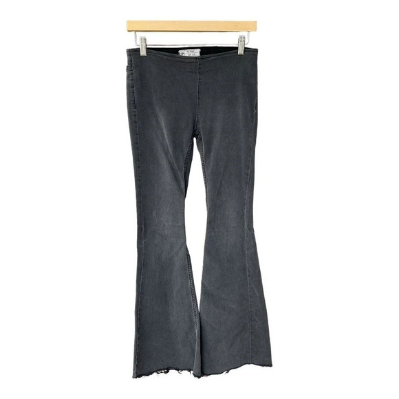 Free People Women's Gummy Flared Leg Mid rise Pull on Stretch Jeans Size 27 - Picture 8 of 11